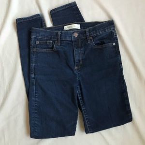 Gap Dark Wash True Skinny Women’s Jeans Size 4/27L